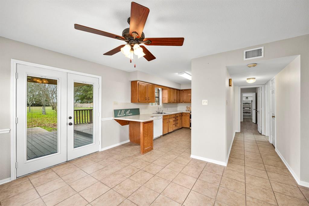 12430 Old Needville Fairchild Rd, Needville, TX 77461