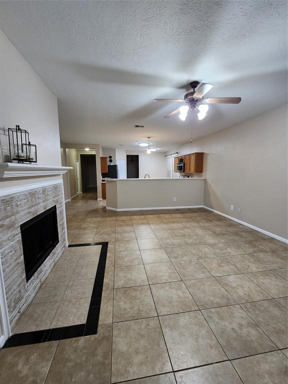 7114 Anaquitas Creek Ct, Richmond, TX 77407