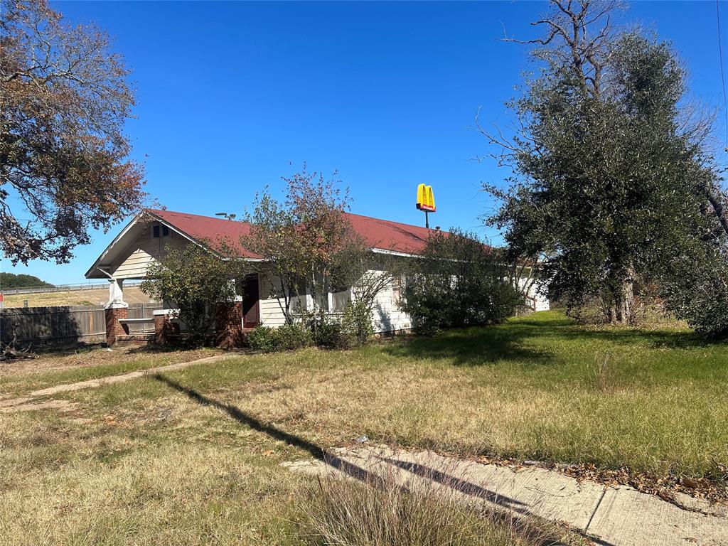 907 S Magnolia Street , Hearne, Texas image 23