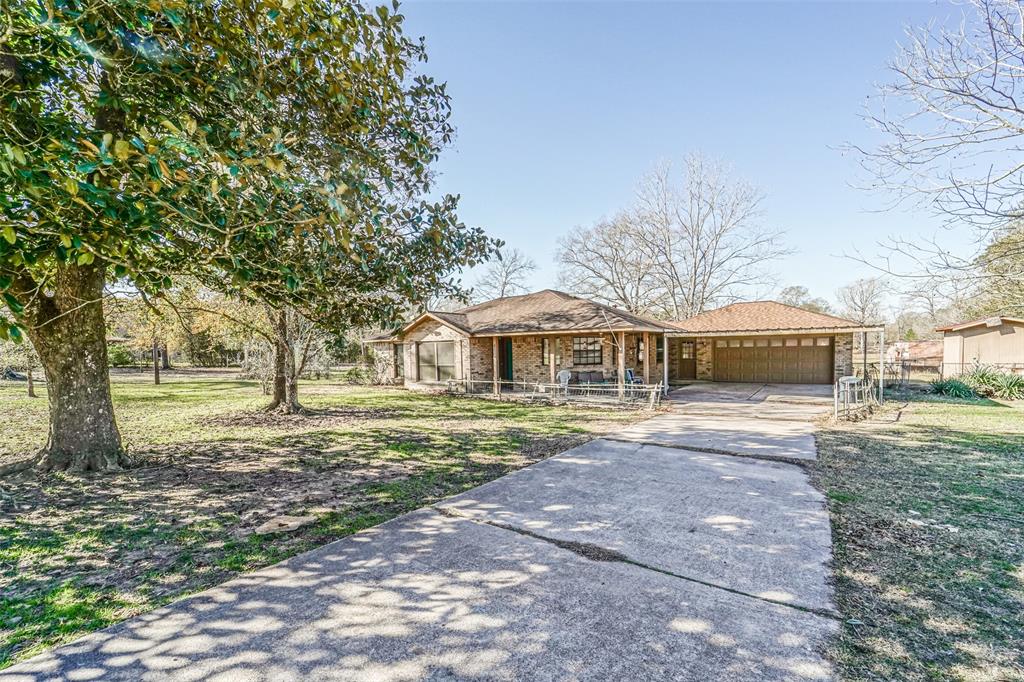 1325 County Road 347, Cleveland, TX 77327
