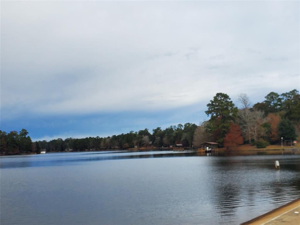 Private lakes only accessible by landowners.