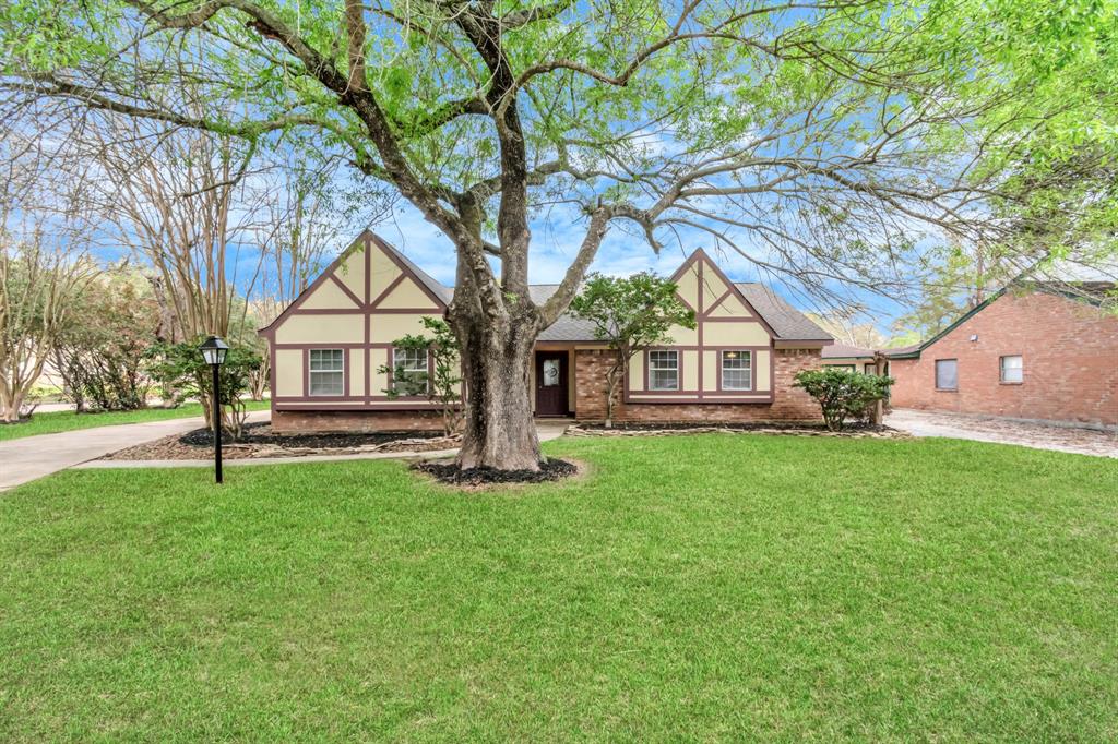 5403 Mossy Timbers Drive, Humble, TX 