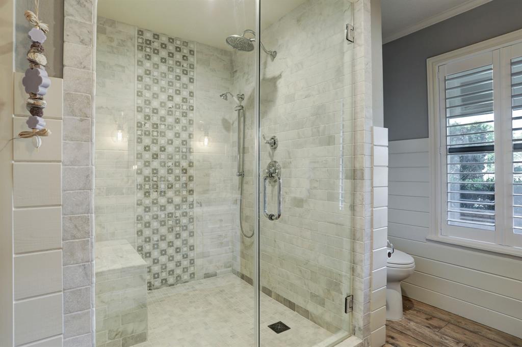 14 El Dorado Dr, Friendswood, TX 77546