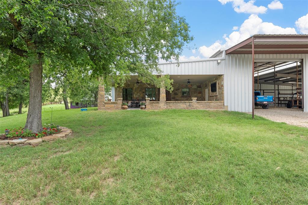 404 County Rd 459  , Lott, Texas image 9