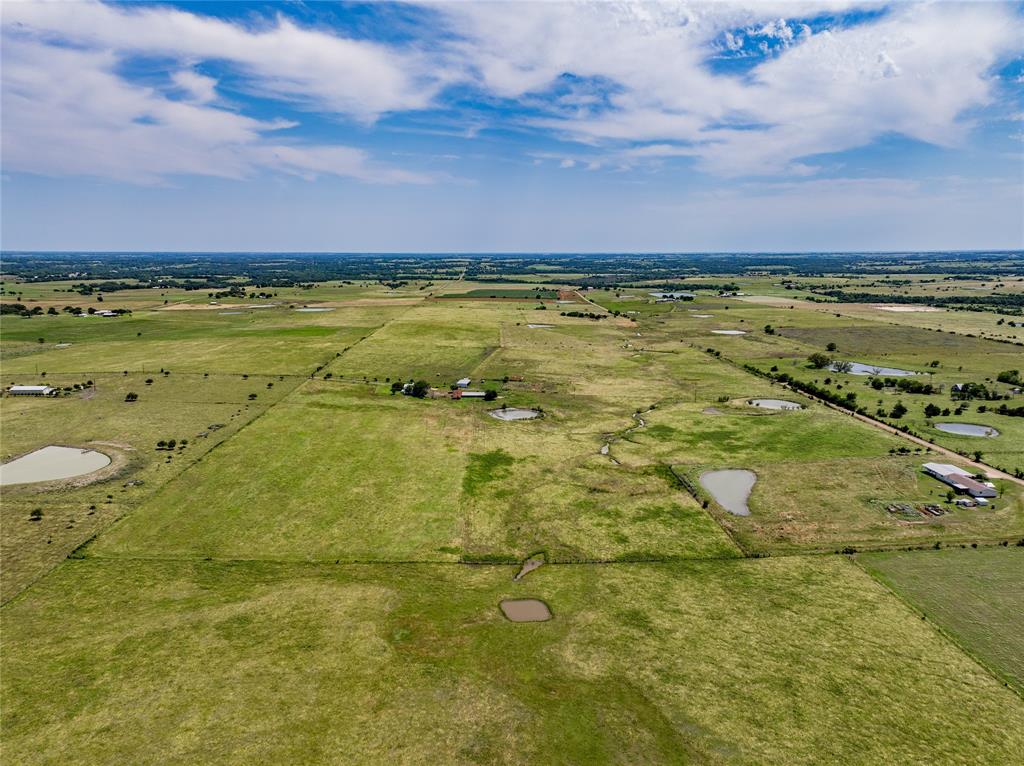 5915 Guettermann Ehler Road , Muldoon, Texas image 9