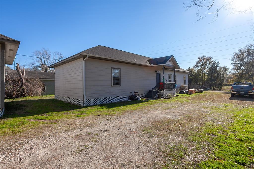 3611 Central Boulevard , Nederland, Texas image 4