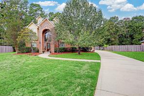 1003 Commons Waterway Dr, Huffman, TX 77336