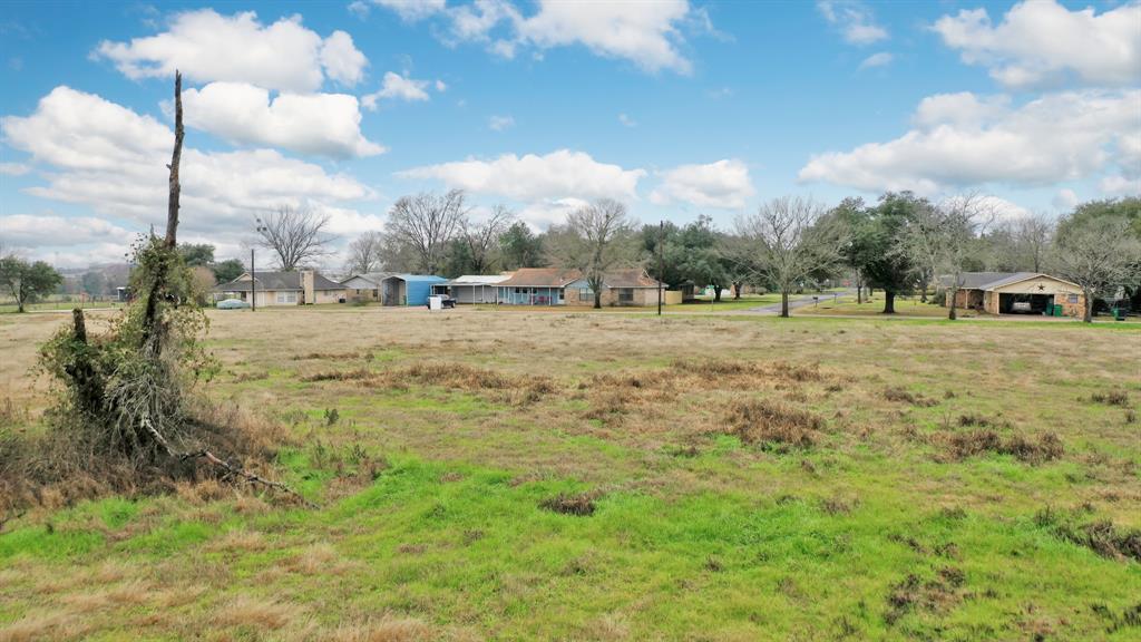 1305 E Morris Street , Madisonville, Texas image 9