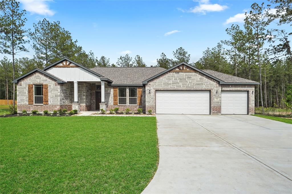9742 Guadalupe Street, Conroe, TX 