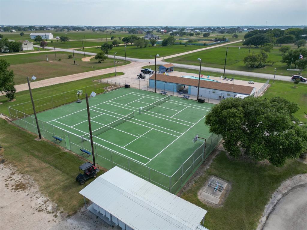 Community tennis courts