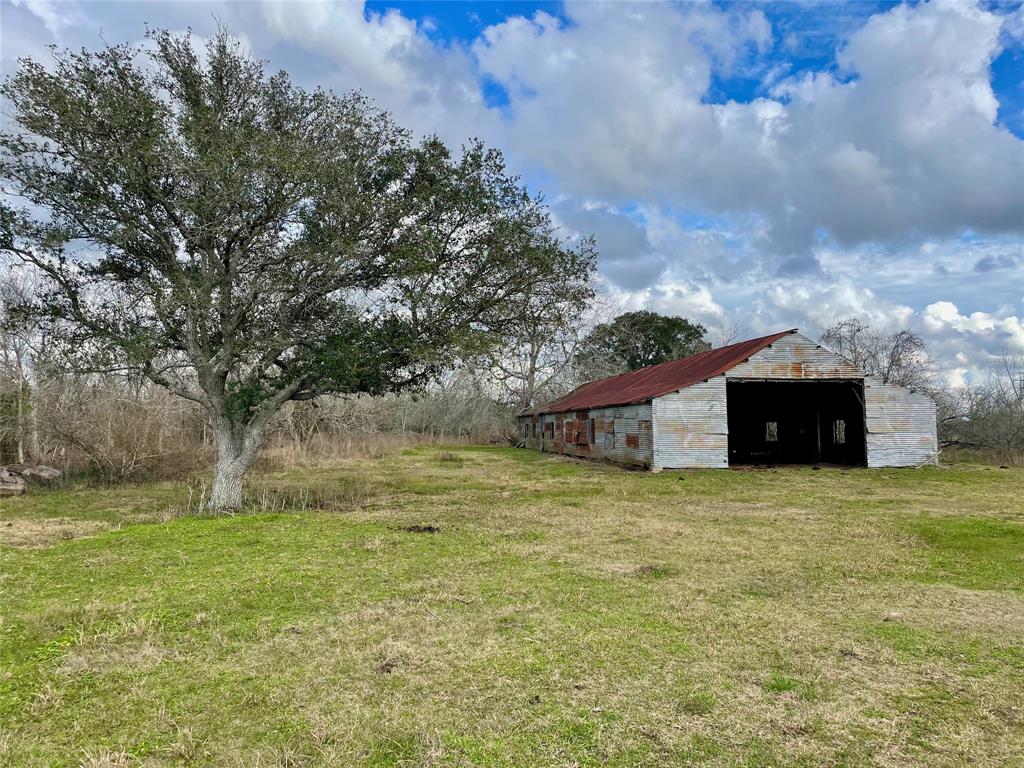 322 County Road 467  , West Columbia, Texas image 37