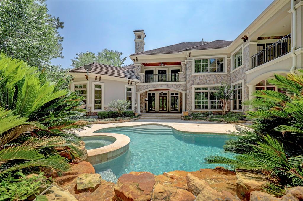 18 Norlund Way, The Woodlands, Tx 77382 - Har.com