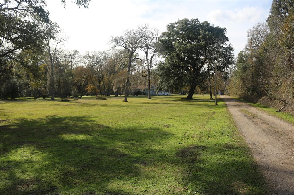 13216 Oakwood Drive , Needville, Texas image 35