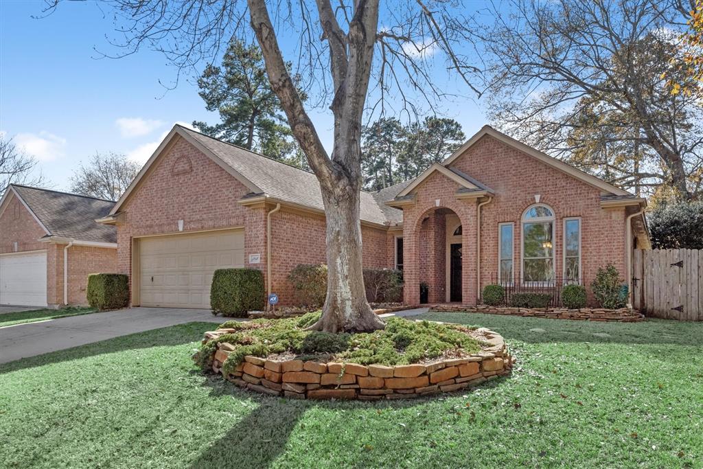 1810 Whispering Forest Drive, Kingwood, TX 77339