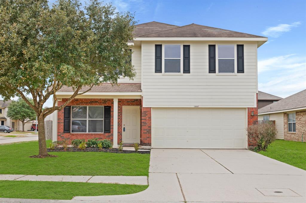 10807 Harston Drive, Tomball, TX 