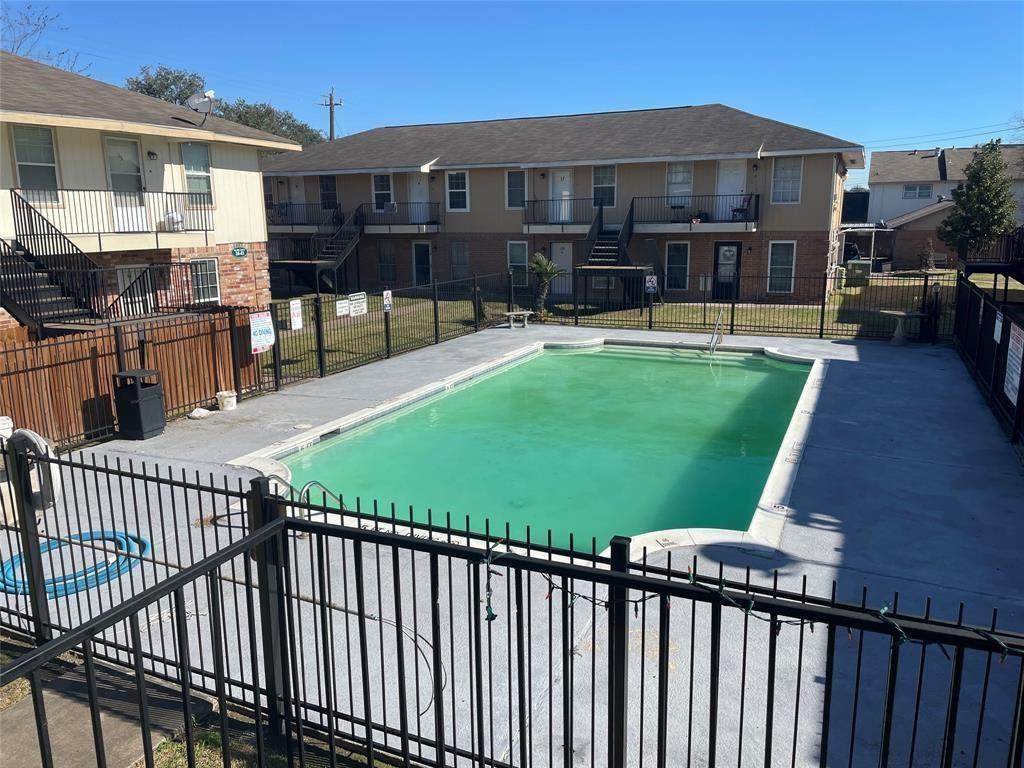 3316 Burke Rd 43, Pasadena, TX 77504