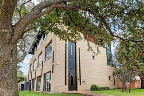  6136 Kirby Dr, WestUniversityPlace, TX 77005