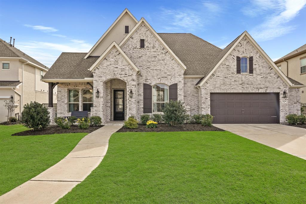 2434 Piney Crk Dr