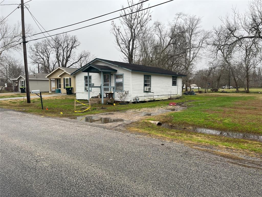 3200 Moore Avenue , Bay City, Texas image 6