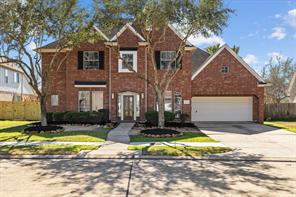  11702 Summer Springs Dr, Pearland, TX 77584