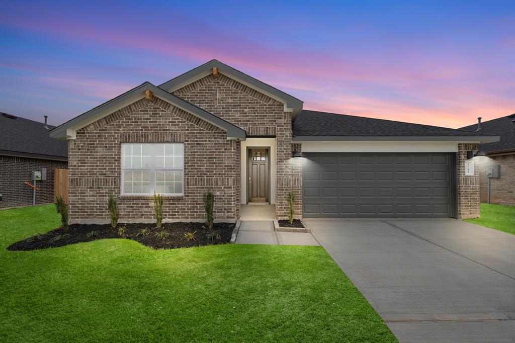 3742 Bartlett Springs Court, Pearland, TX 