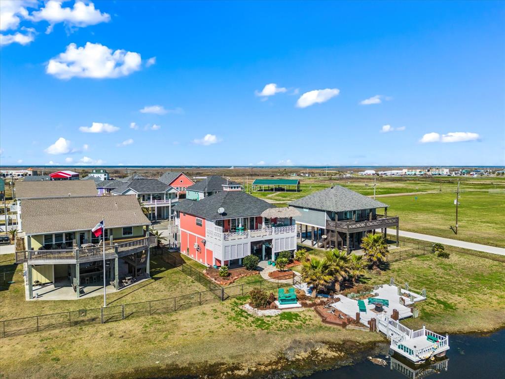 The floating dock is perfect for feeding the ducks or turtles or catching a fish or two. Or just catch some sun in the lounge chairs.