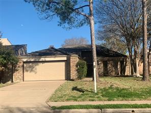  1023 Forest Home Dr, Houston, TX 77077