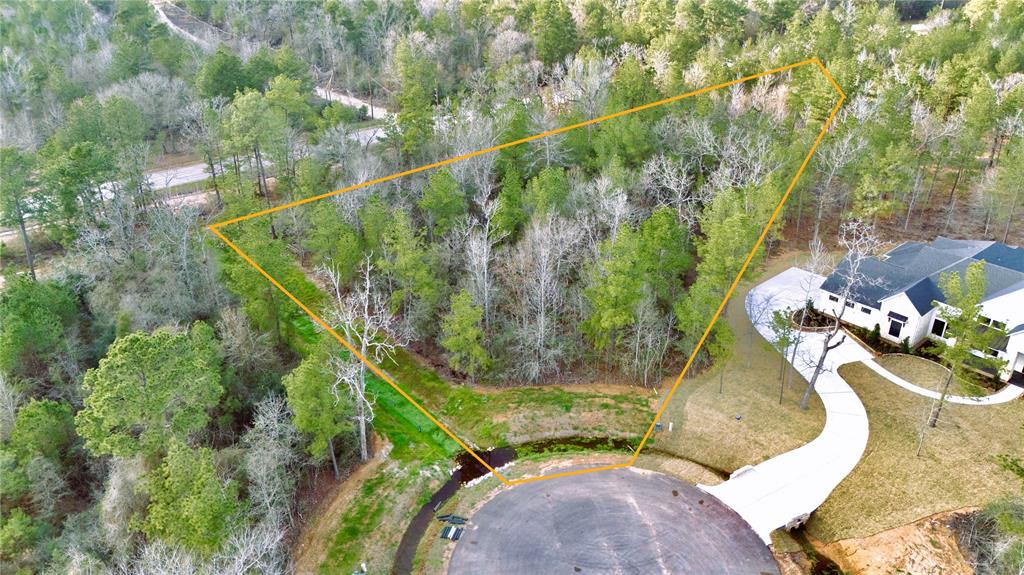 7753 Dog Wood Acres Dr