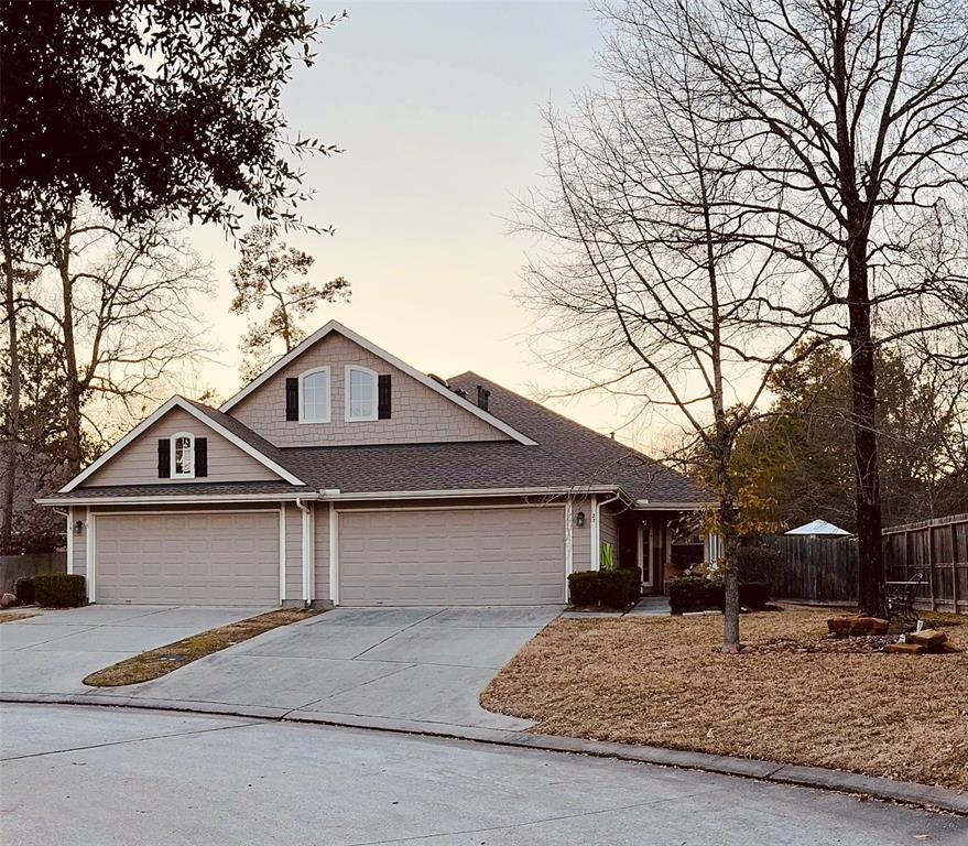 27 Fitzroy Place, Conroe, TX 
