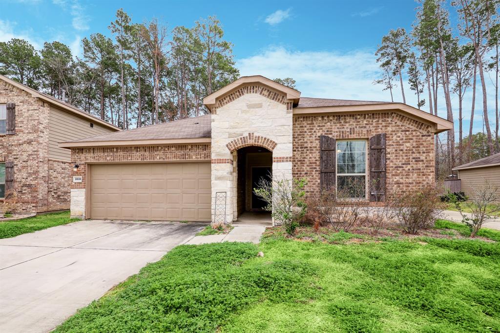 2039 Lost Timbers Drive, Conroe, TX 
