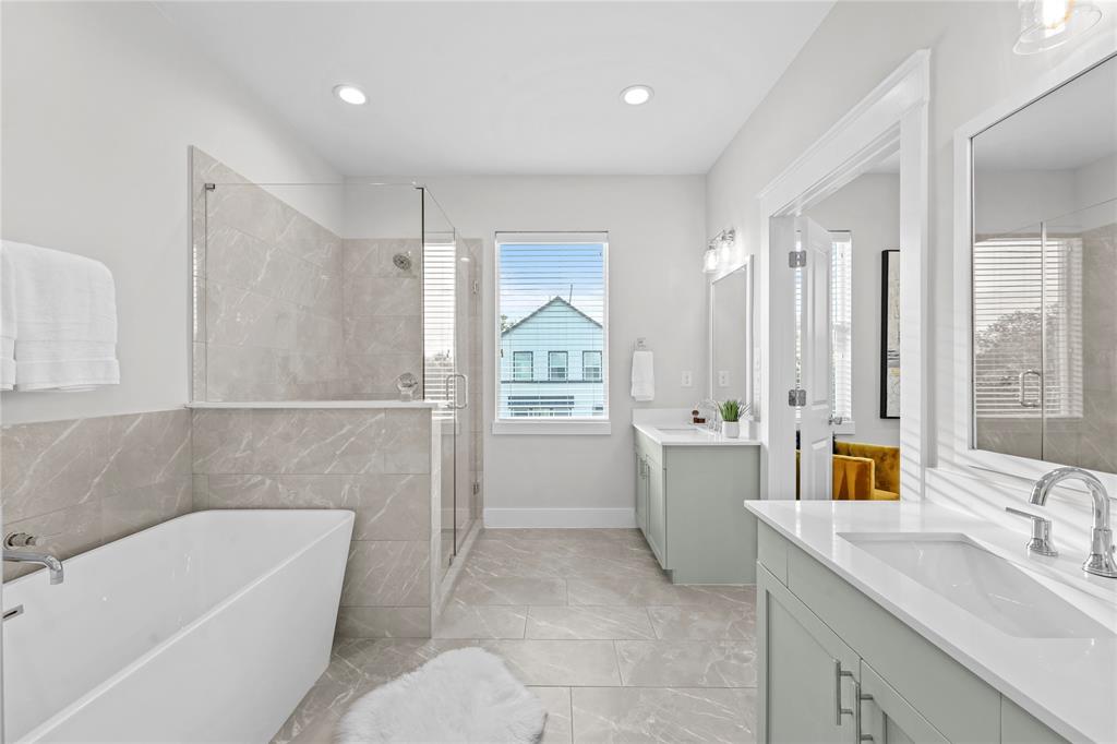 5308 Donovan Gdns Ln