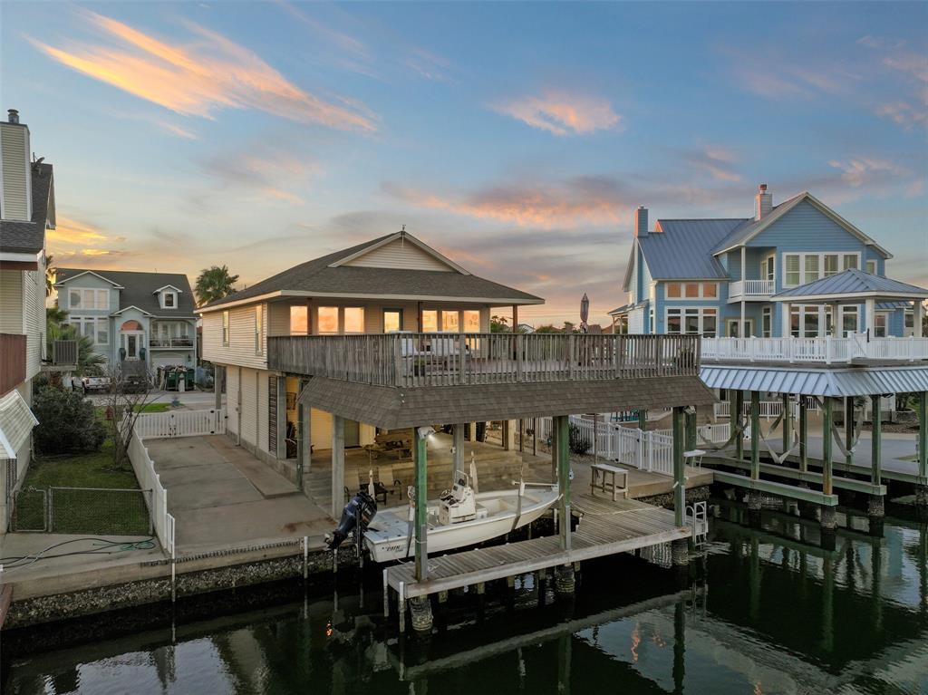 242 Tamana Dr