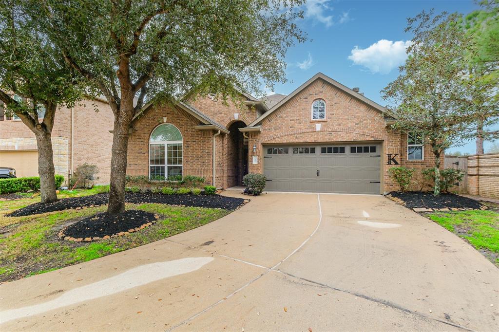 9902 Red Pine Valley Trail, Katy, TX 