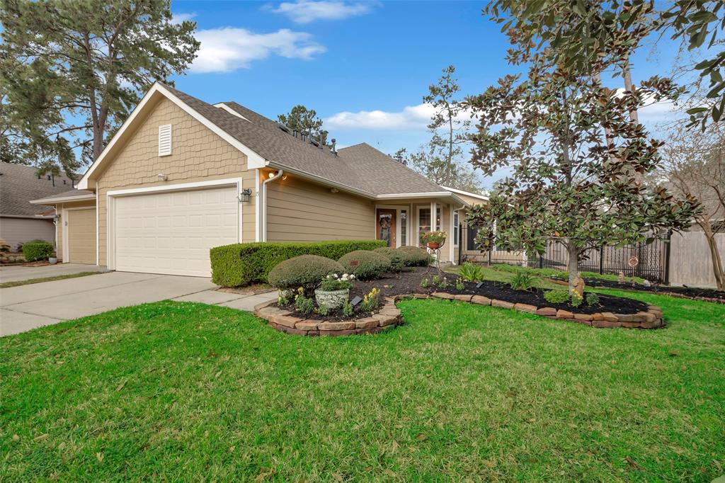15 Fitzroy Place, Conroe, TX 