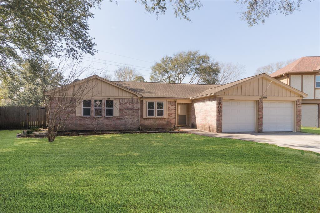 7067 Windy Pines Drive, Spring, TX 77379