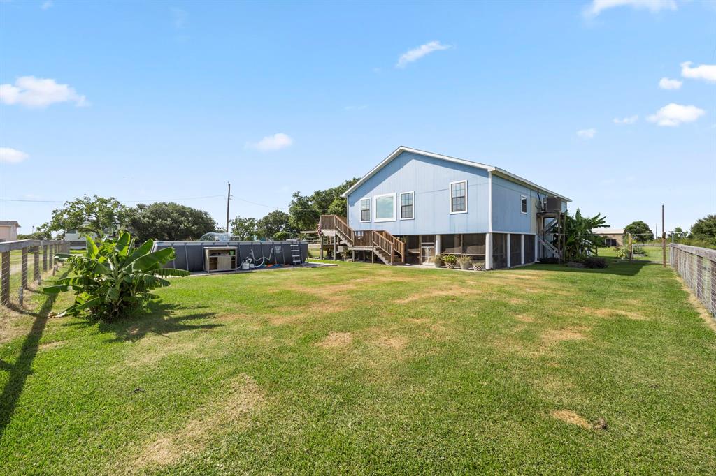 117 Ouisa  , Anahuac, Texas image 18