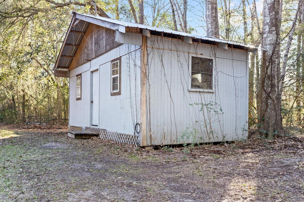 extra storage building staying