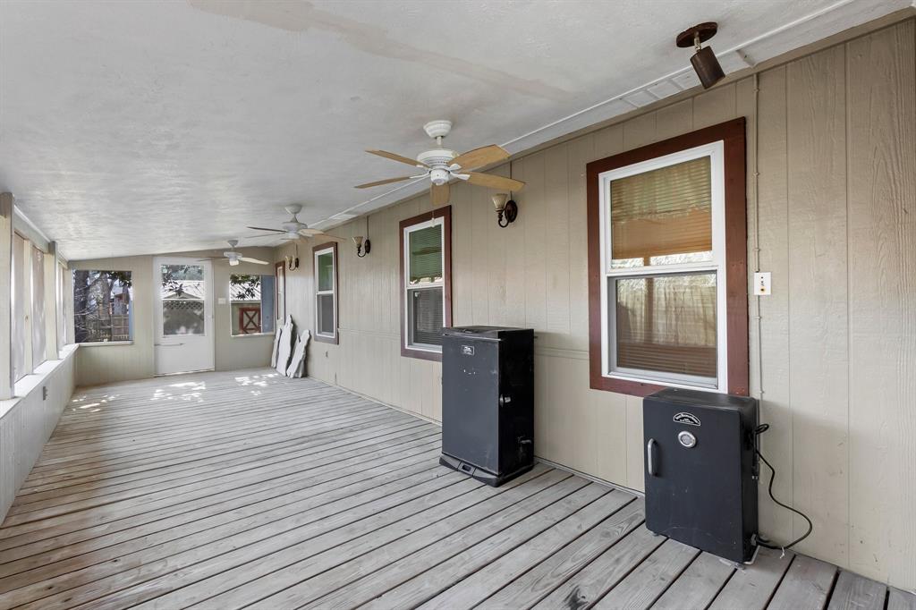 Screened backporch