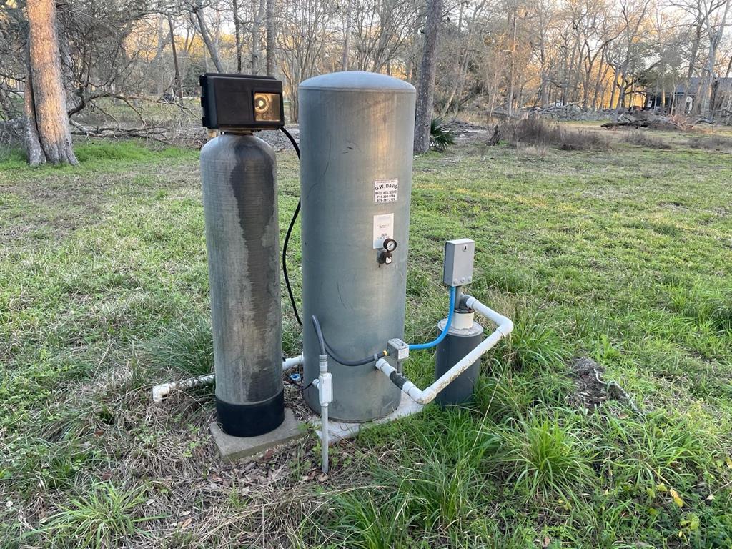 VIEW OF THE WATER WELL EQUIPMENT