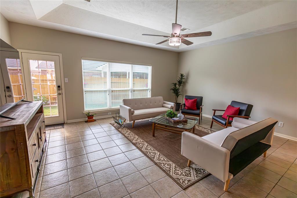 Nice kitchen with recessed lighting and gas stove.