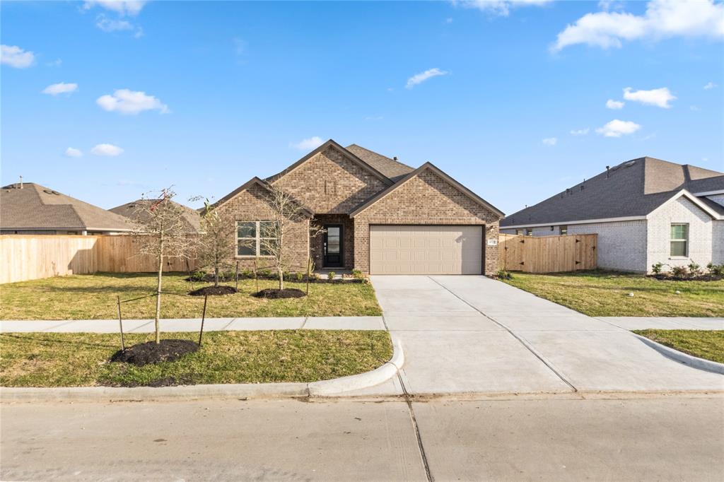 4322 Sterling View Boulevard, Highlands, TX 77562