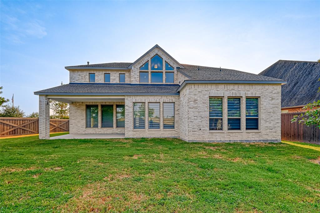 Large backyard, covered patio for entertaining. No back neighbors!