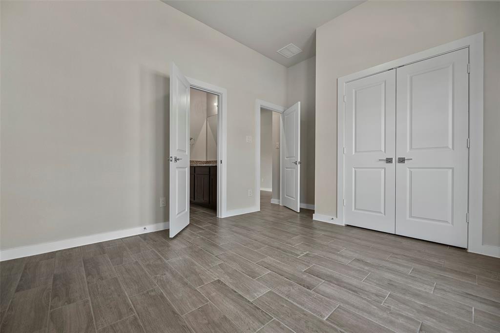 274 Gallant Fox Way, New Caney, TX 77357