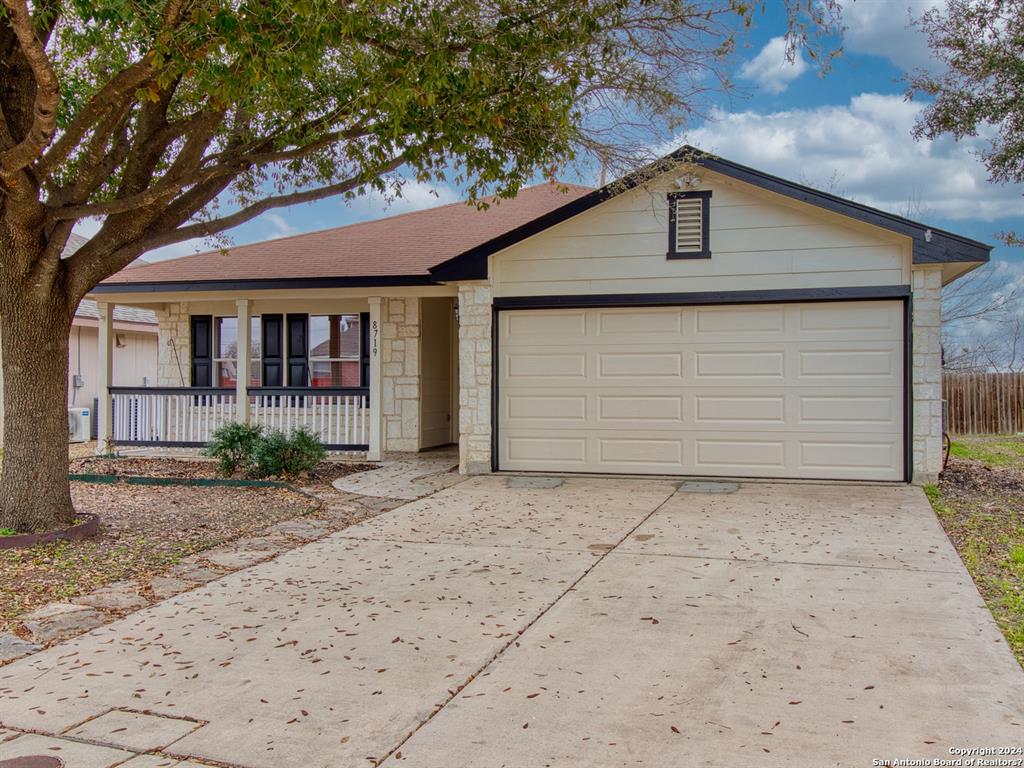 8719 TRUMPET CIR  