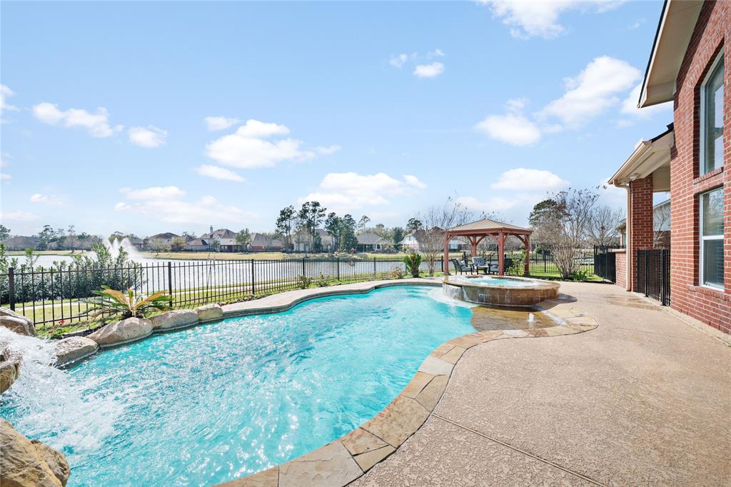 30403 Russell Point Drive, Spring, TX 77386