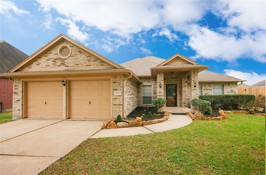 3808 Sunset Meadows Drive, Pearland, TX 77581