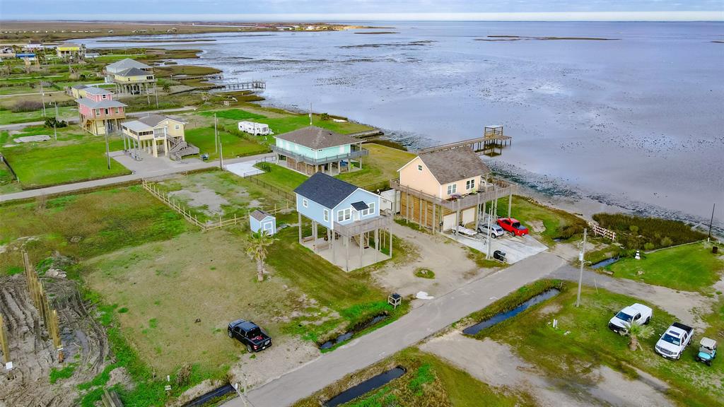 1031 Bay Street , Gilchrist, Texas image 10