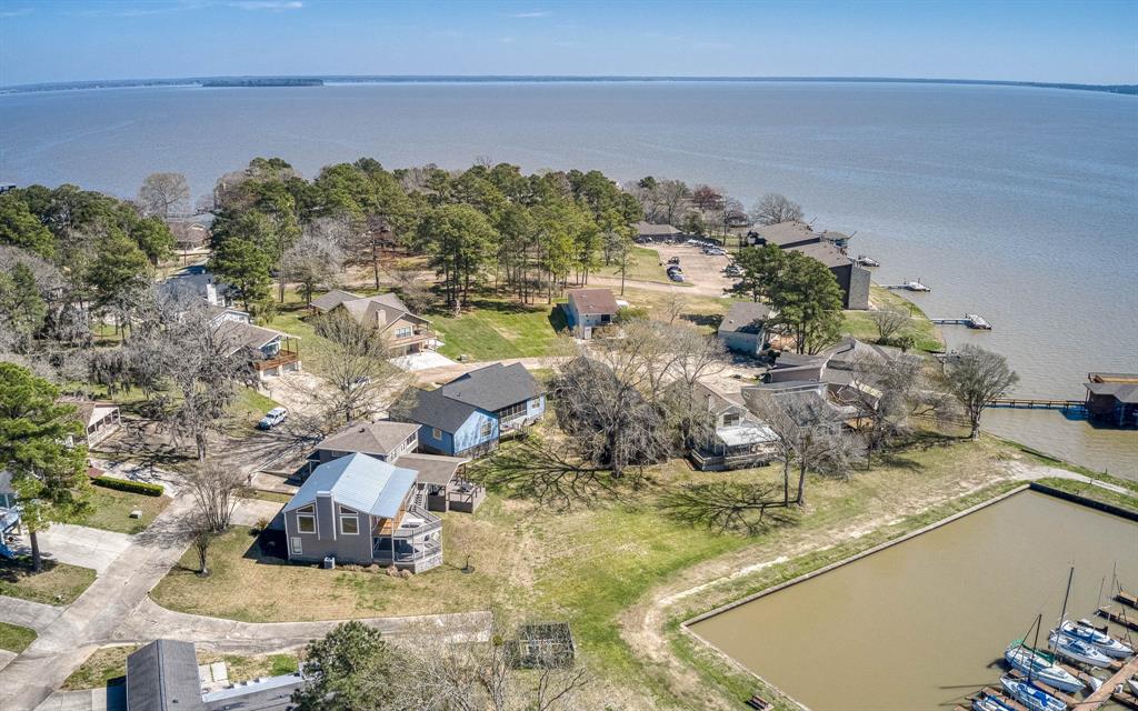 This sunny window lets you keep up with who\'s arriving at your door -- guests and family ready for a great time at your lakehouse on 190 Harbour Row.