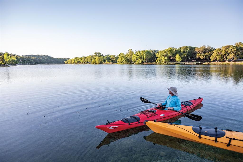 Kayaking and family fun on the Nueces River