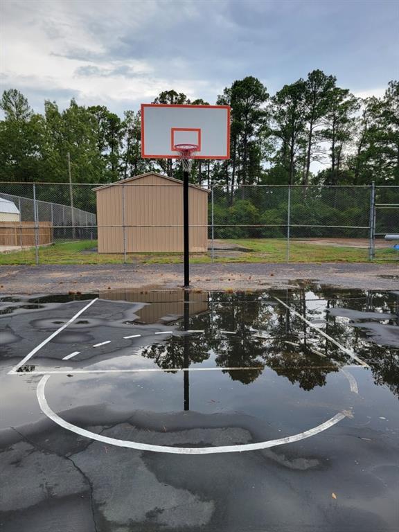 Subdivision basketball court